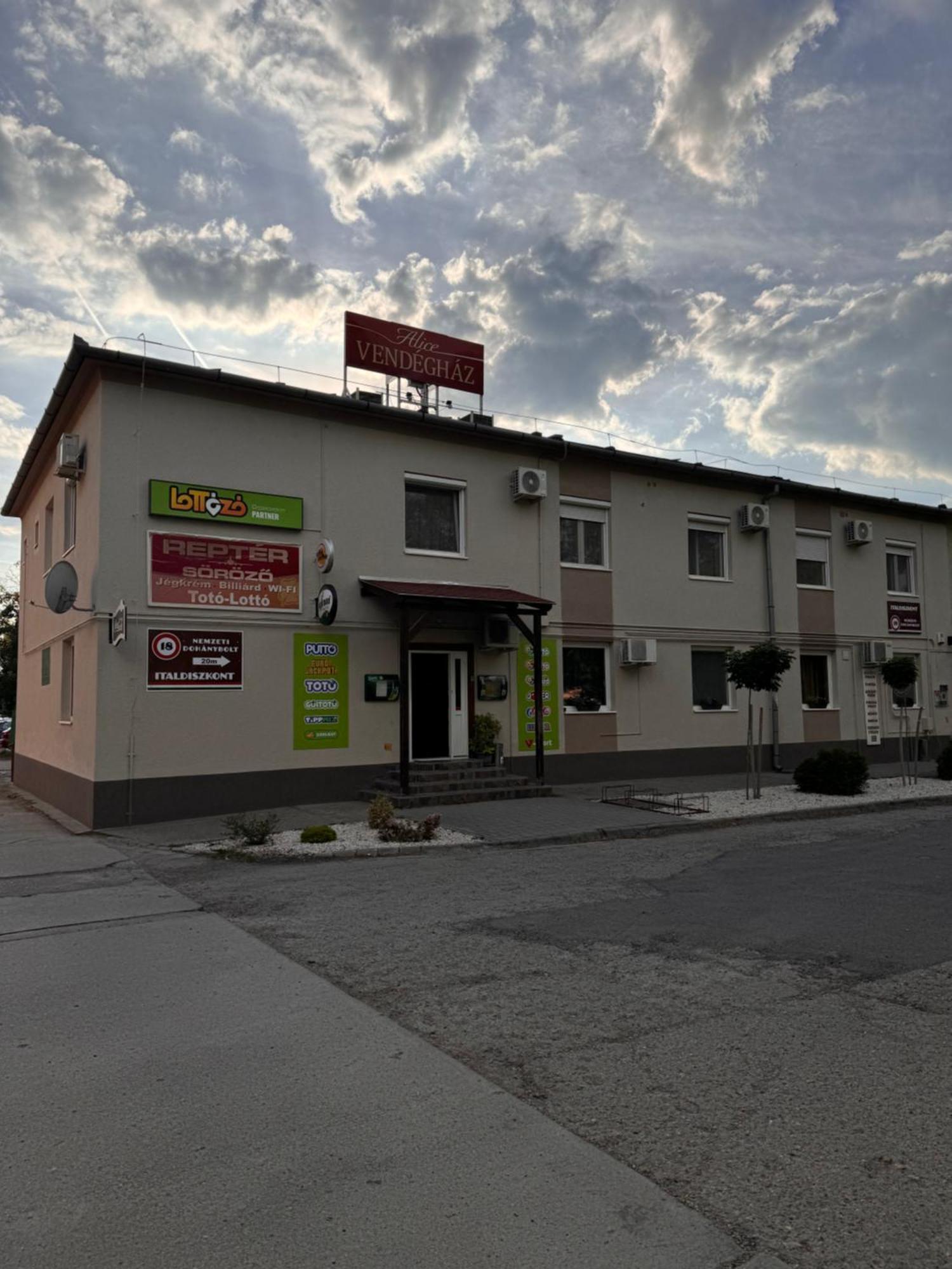 Bed and Breakfast Alice Vendeghaz Kalocsa Exteriér fotografie